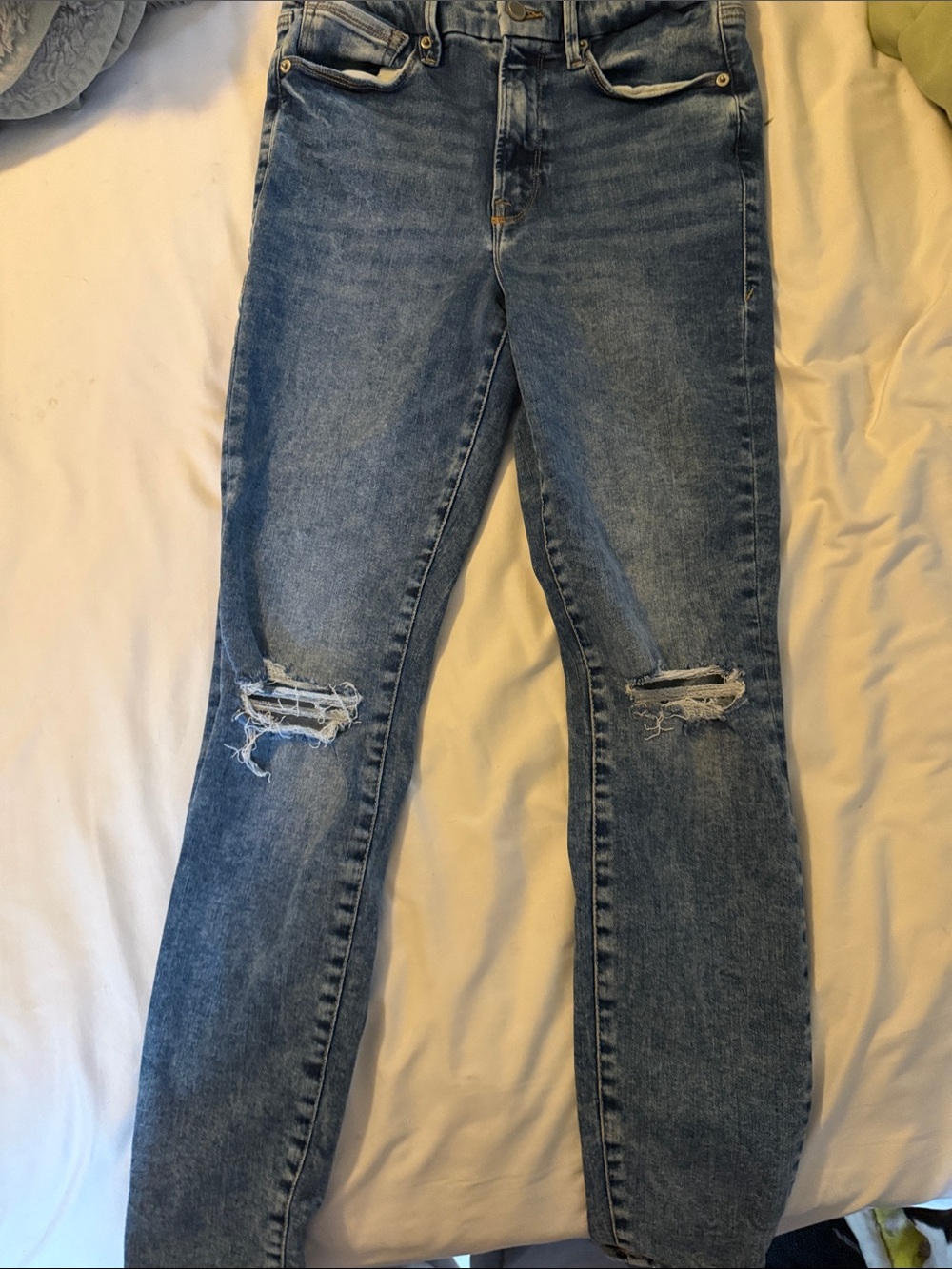 Good American Medium Blue Distressed Skinny Jeans